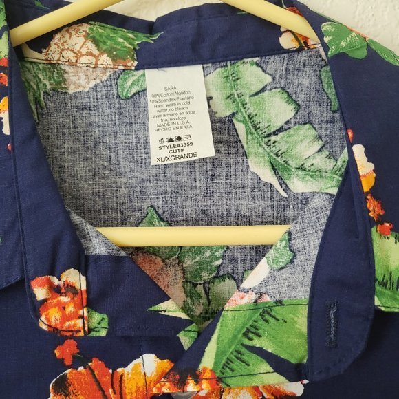 Men's Hawaiian‎ Aloha Traditional Pineapple All Over Print Button Up Shirt, Navy - Picture 5 of 6